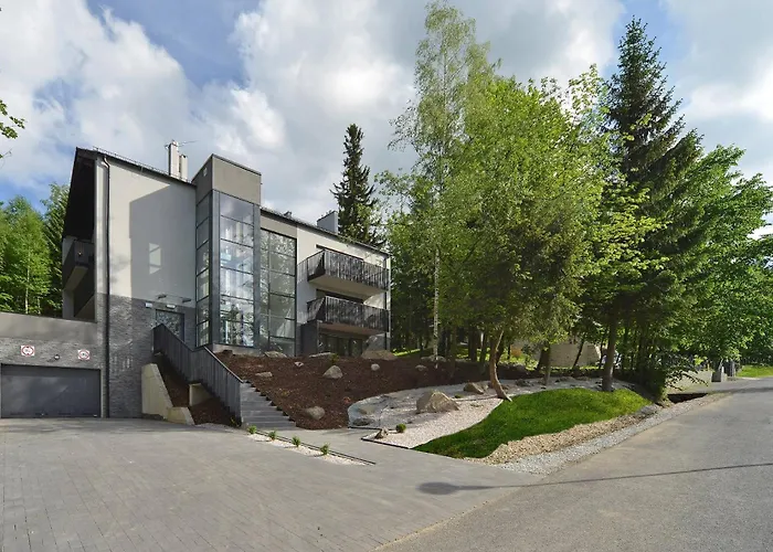 Nowoczesny Sun Seasons 24 W Karpaczu Z Parkingiem I Balkonem By Renters Appartement